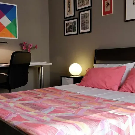 Time Gogh Apartment *